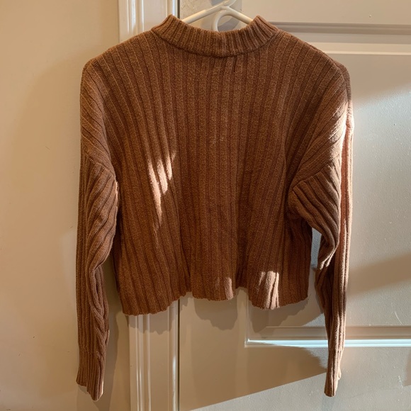 Mock Neck Cropped Sweater - Picture 2 of 3